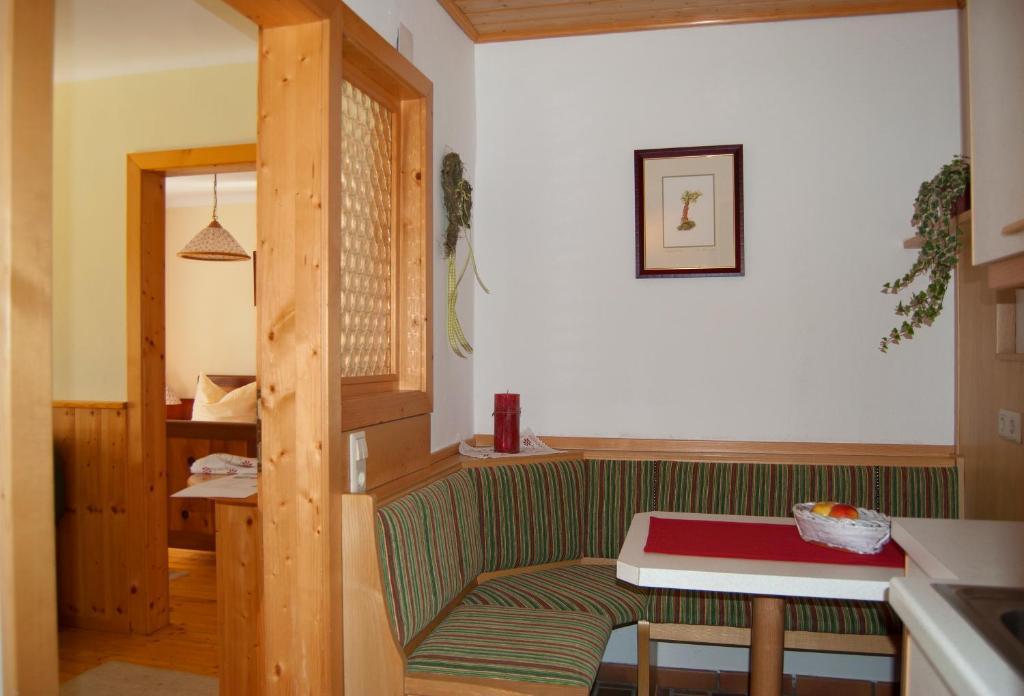 Gasthaus Gossler Hotell Mühlen Rum bild